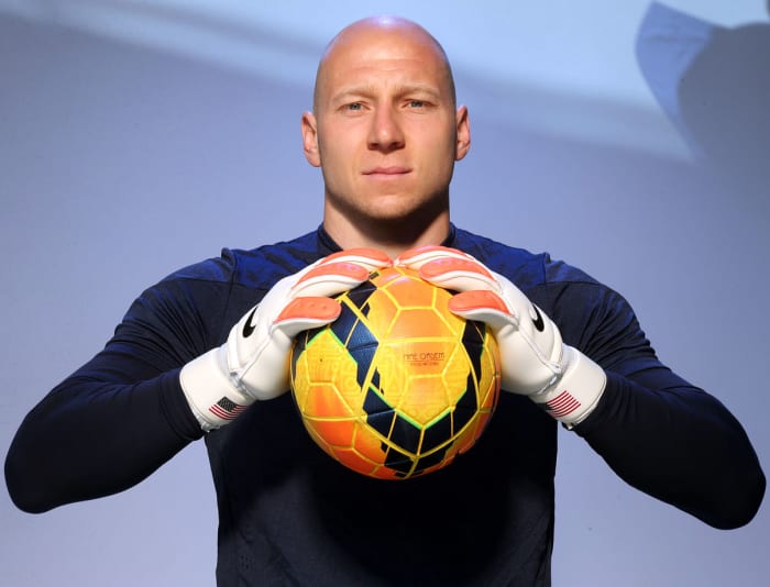 brad-guzan-X158268_TK1_278.jpg